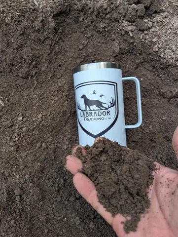 Blended Premium Topsoil with Peat Moss material sample